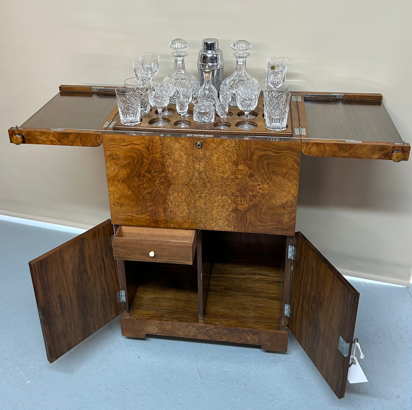Art Deco Burr walnut metamorphic rise and fall drinks cabinet