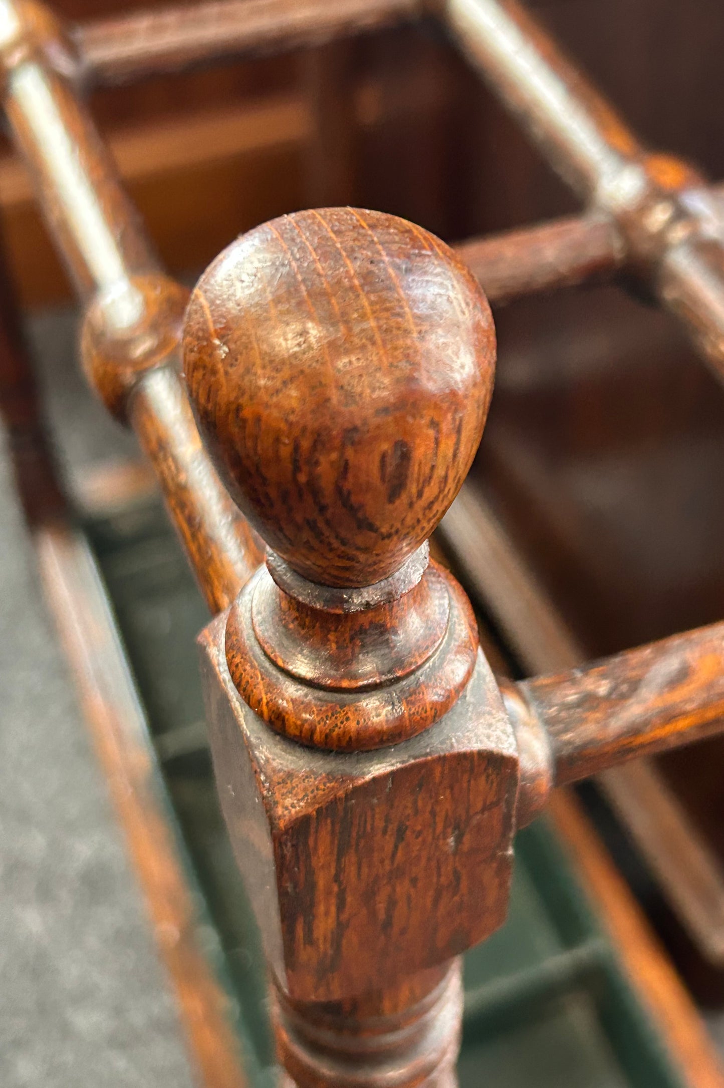 Heals of London Oak Umbrella/Stick stand