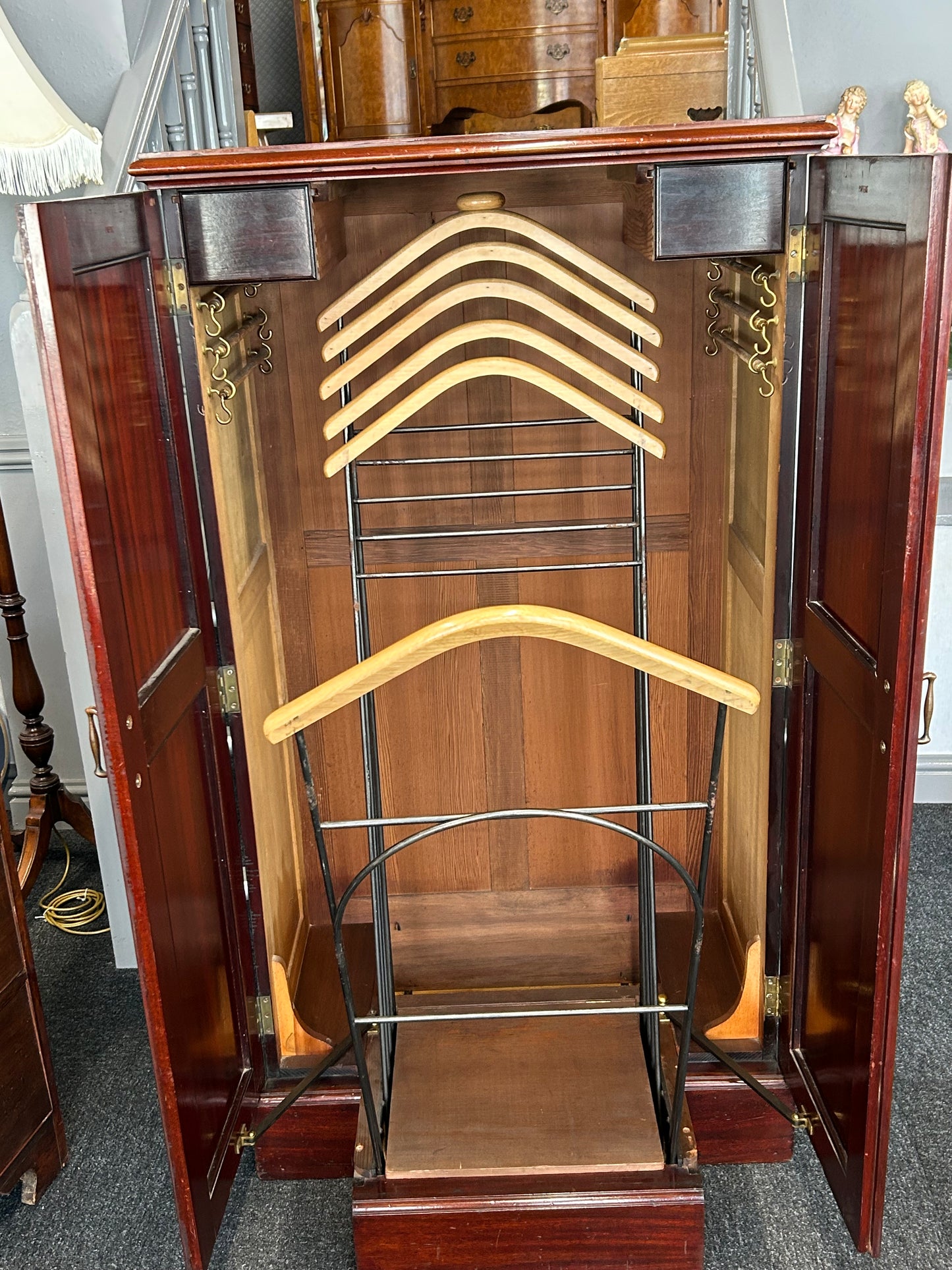 Mahogany Gentleman’s valet cupboard