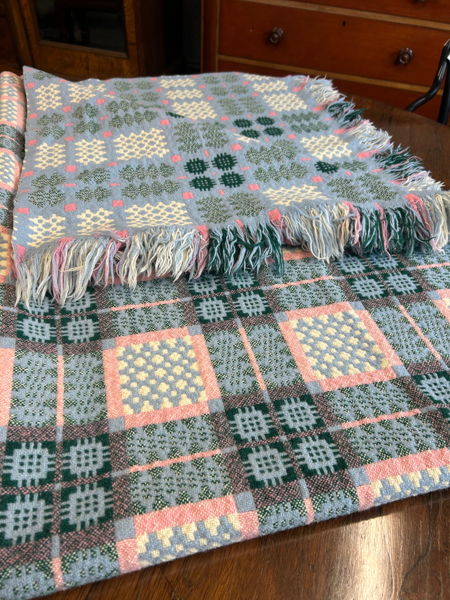 Vintage Welsh Derw Mill Tapestry Blanket