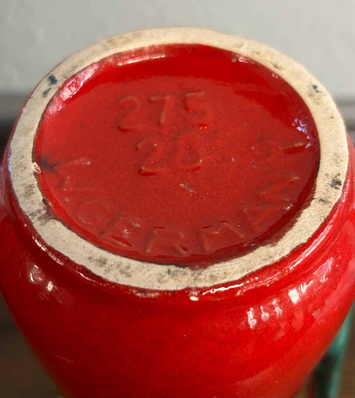 West German Scheurich vase model 275-28