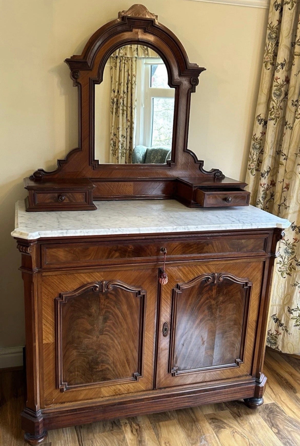 19th Century mahogany French marble top dressing table