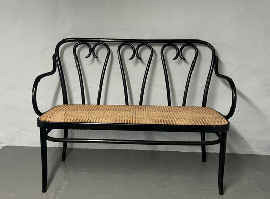 Thonet bench loveseat No 16