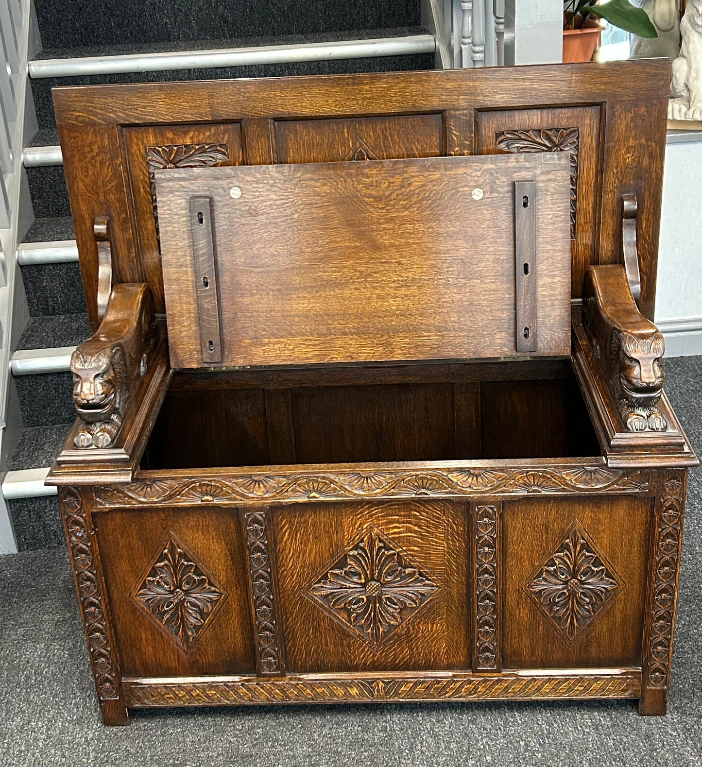 Oak monks bench