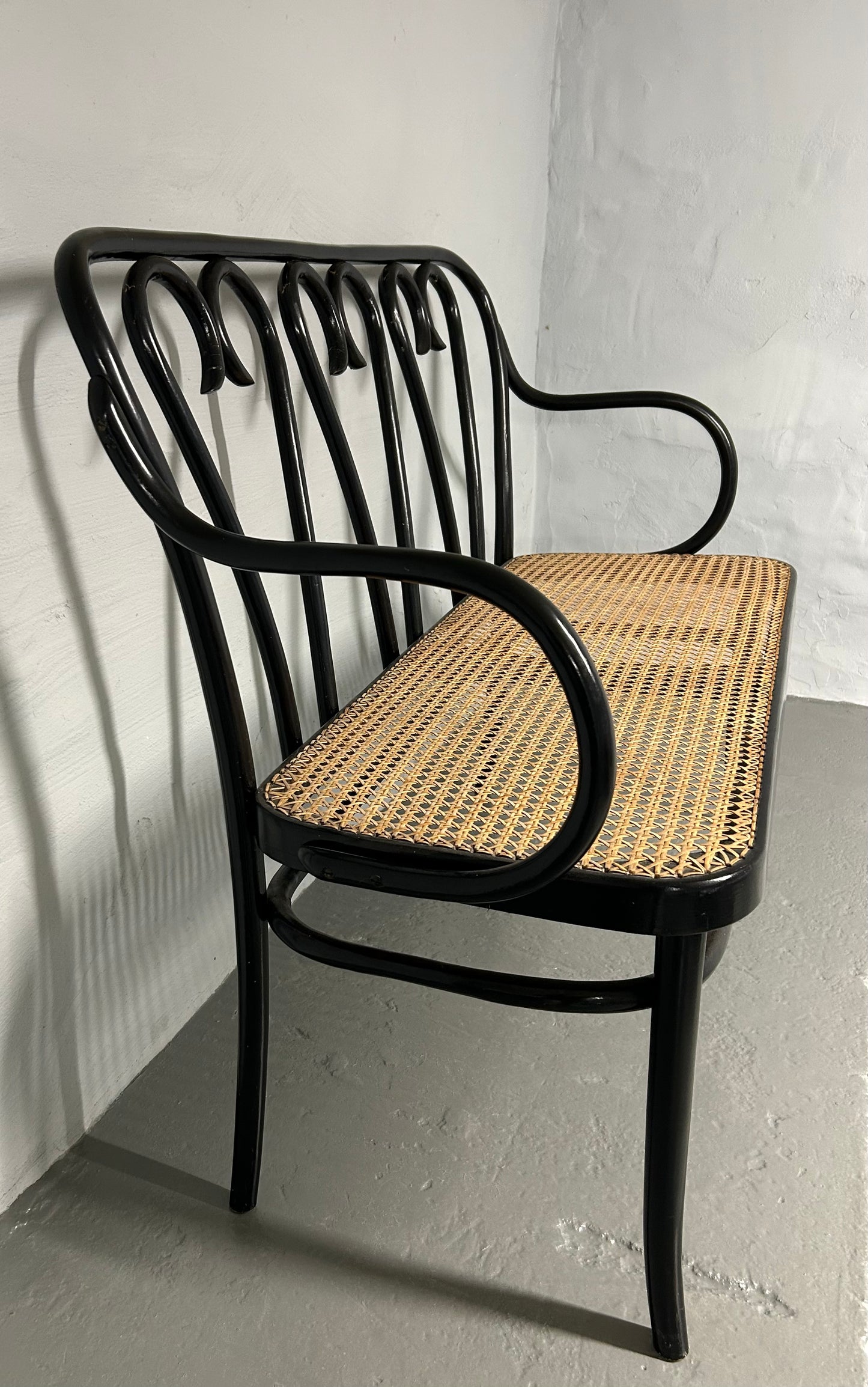 Thonet bench loveseat No 16