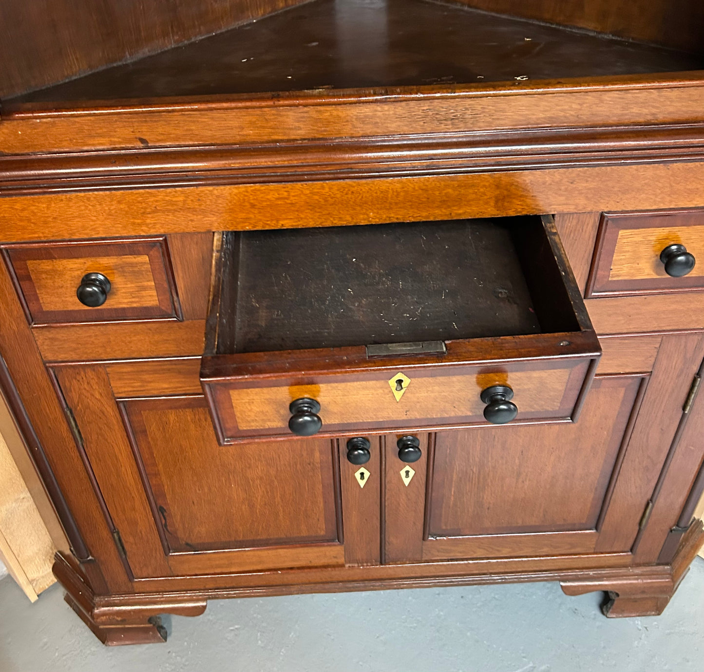 Welsh free standing oak corner cabinet