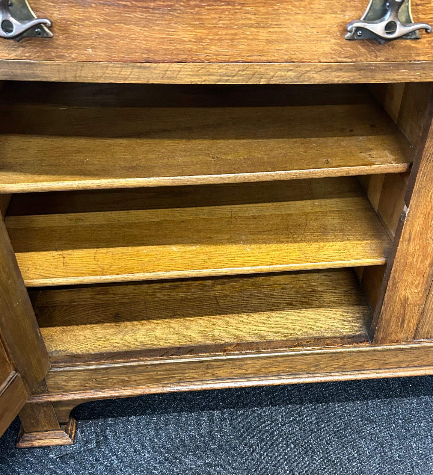 Arts and Crafts oak Edwardian sideboard