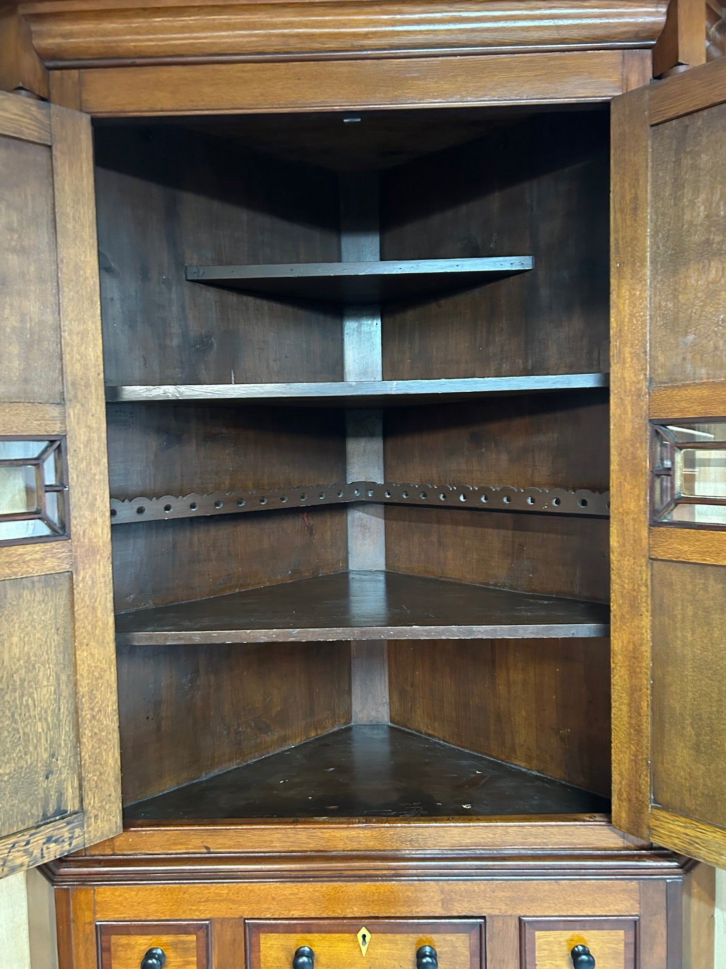 Welsh free standing oak corner cabinet