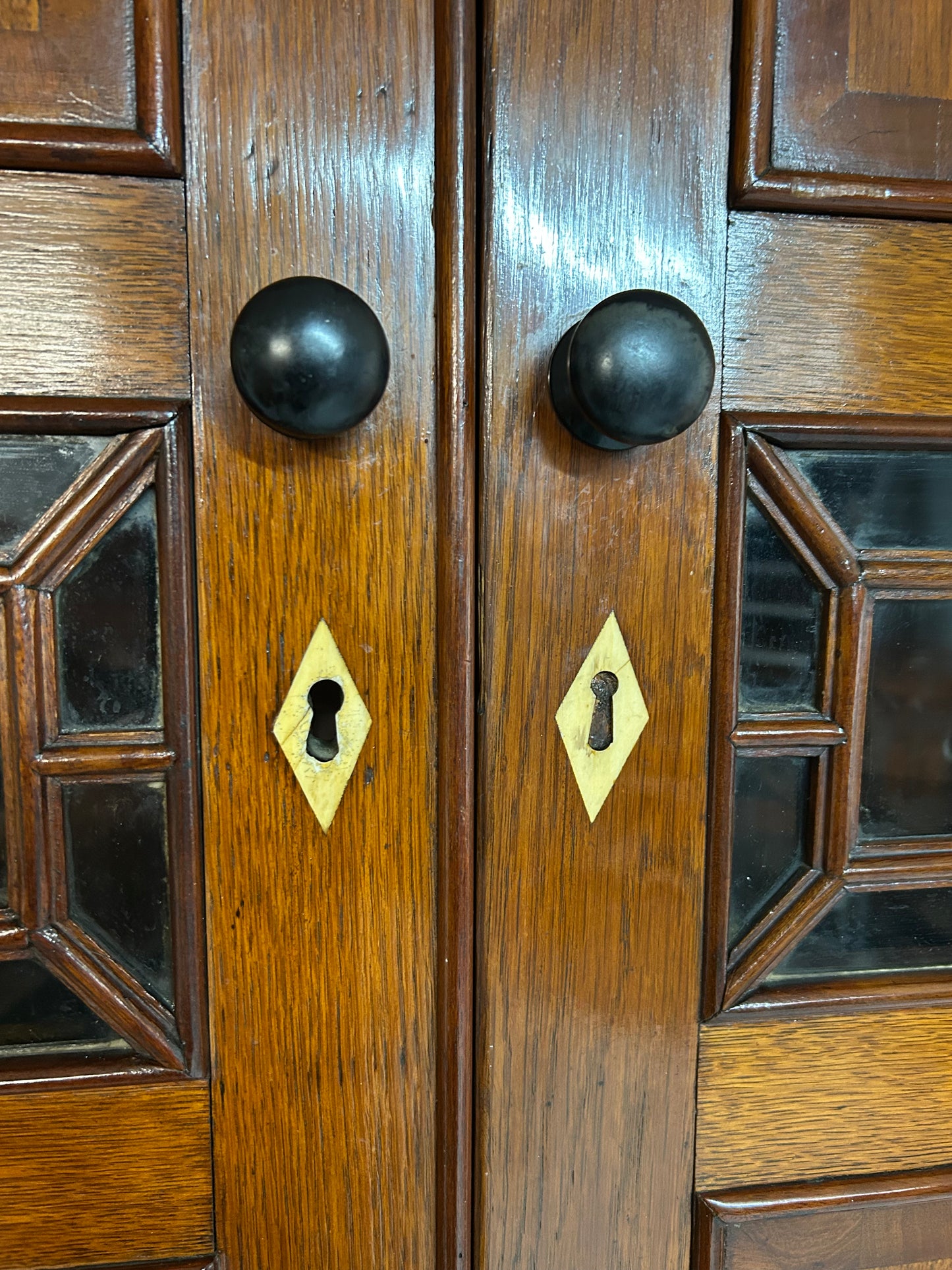 Welsh free standing oak corner cabinet