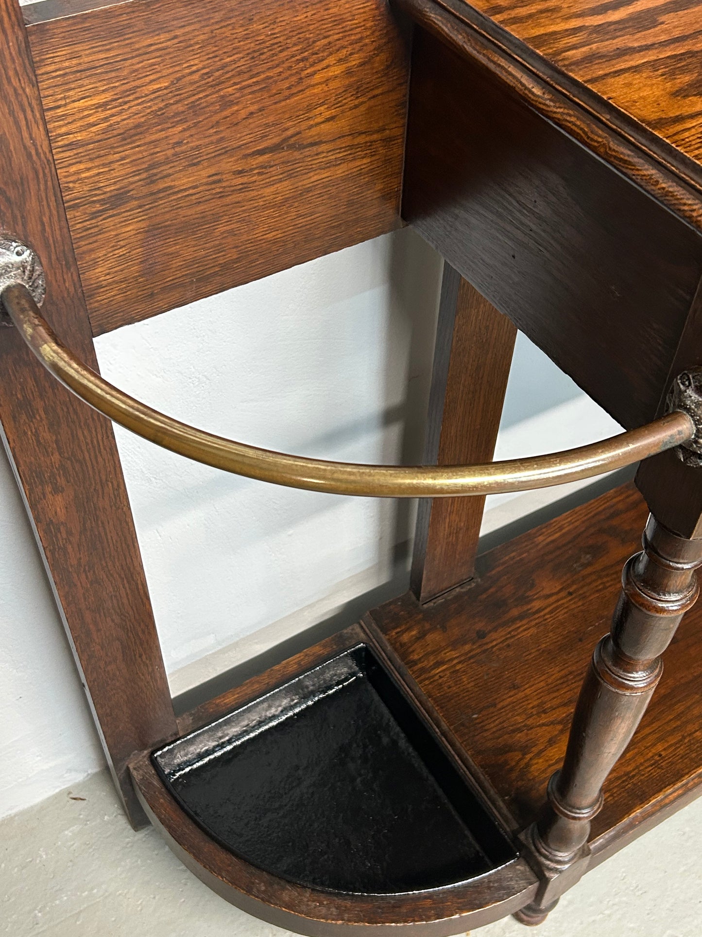 Art Nouveau oak hall/coat stand