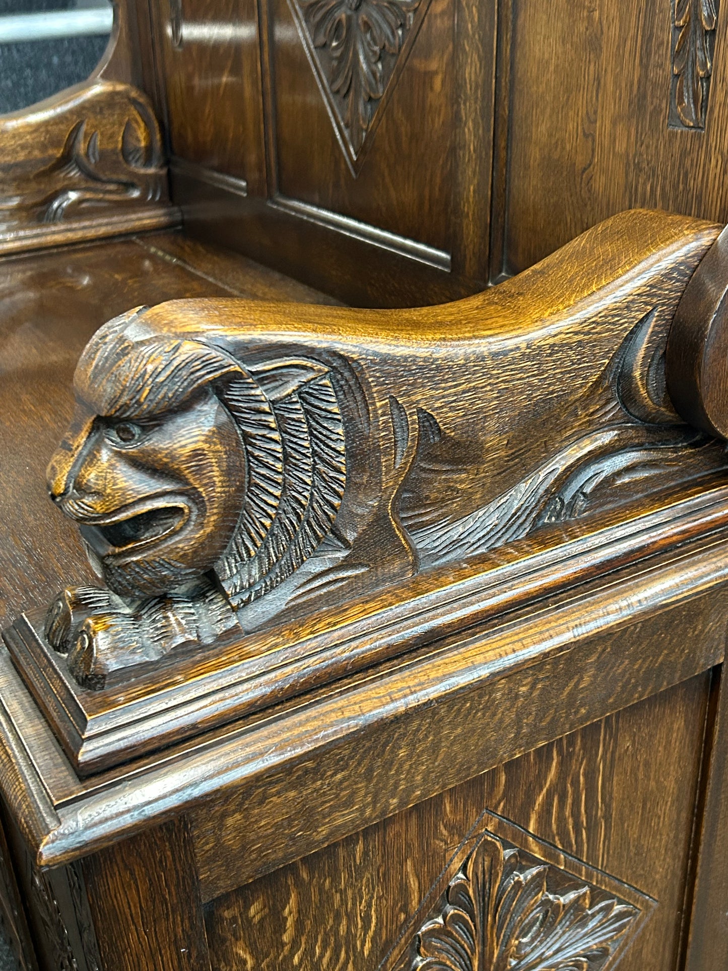 Oak monks bench