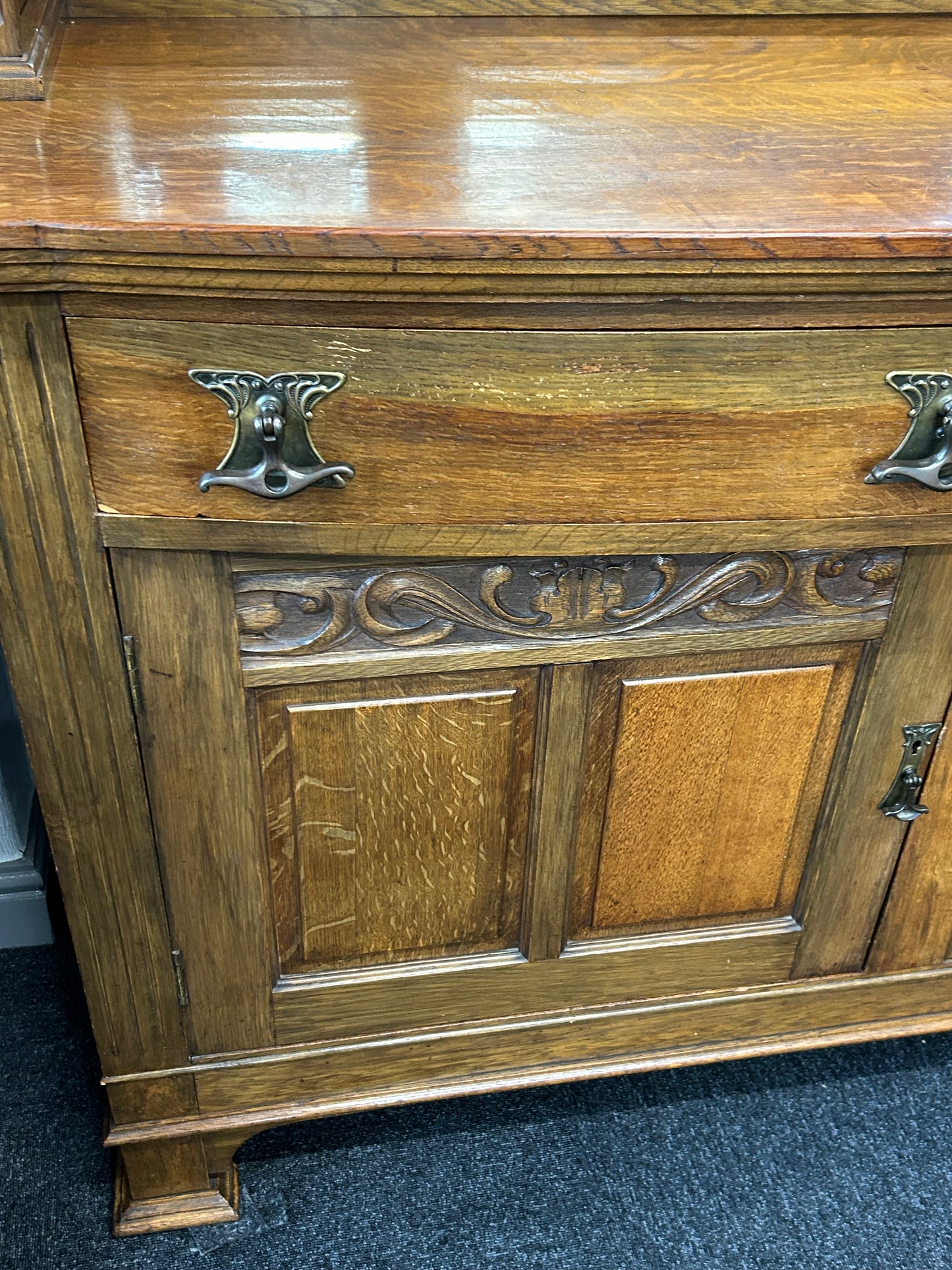 Arts and Crafts oak Edwardian sideboard