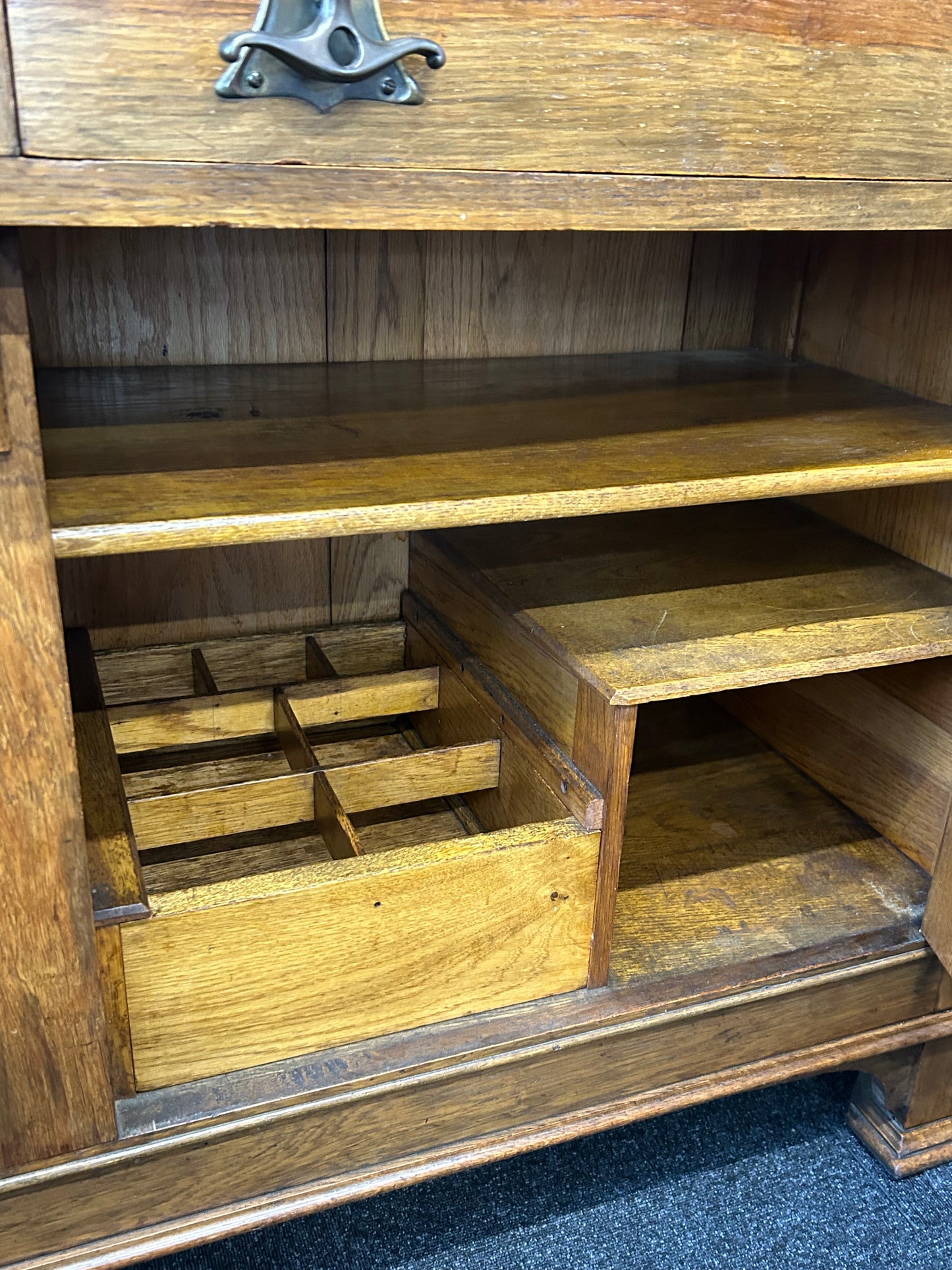 Arts and Crafts oak Edwardian sideboard
