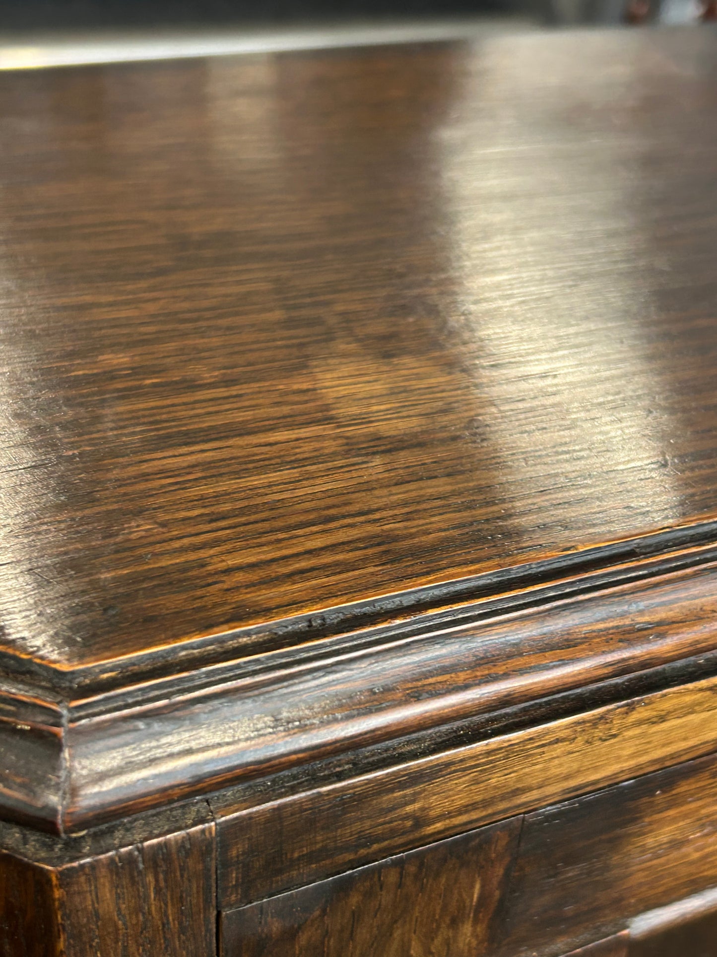 Oak 2 door glazed cabinet