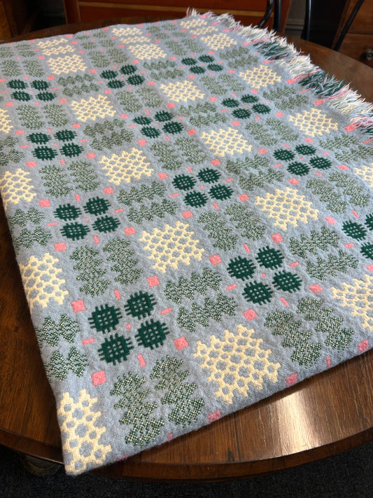 Vintage Welsh Derw Mill Tapestry Blanket