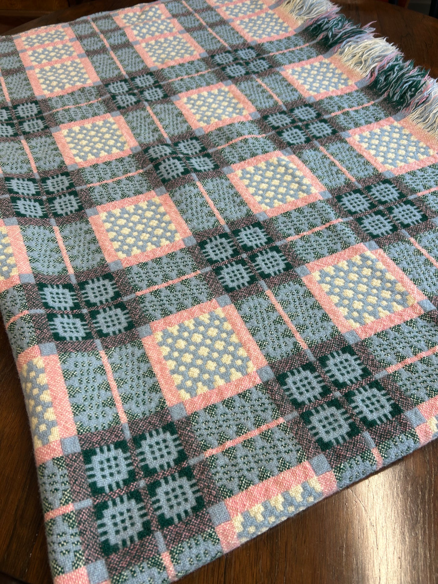 Vintage Welsh Derw Mill Tapestry Blanket