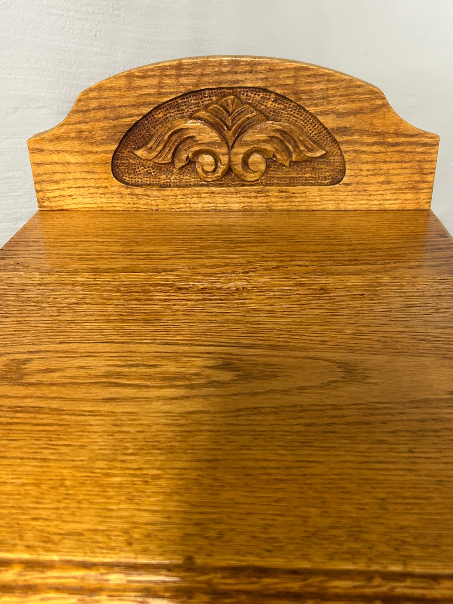 Pair of oak bedside cabinets