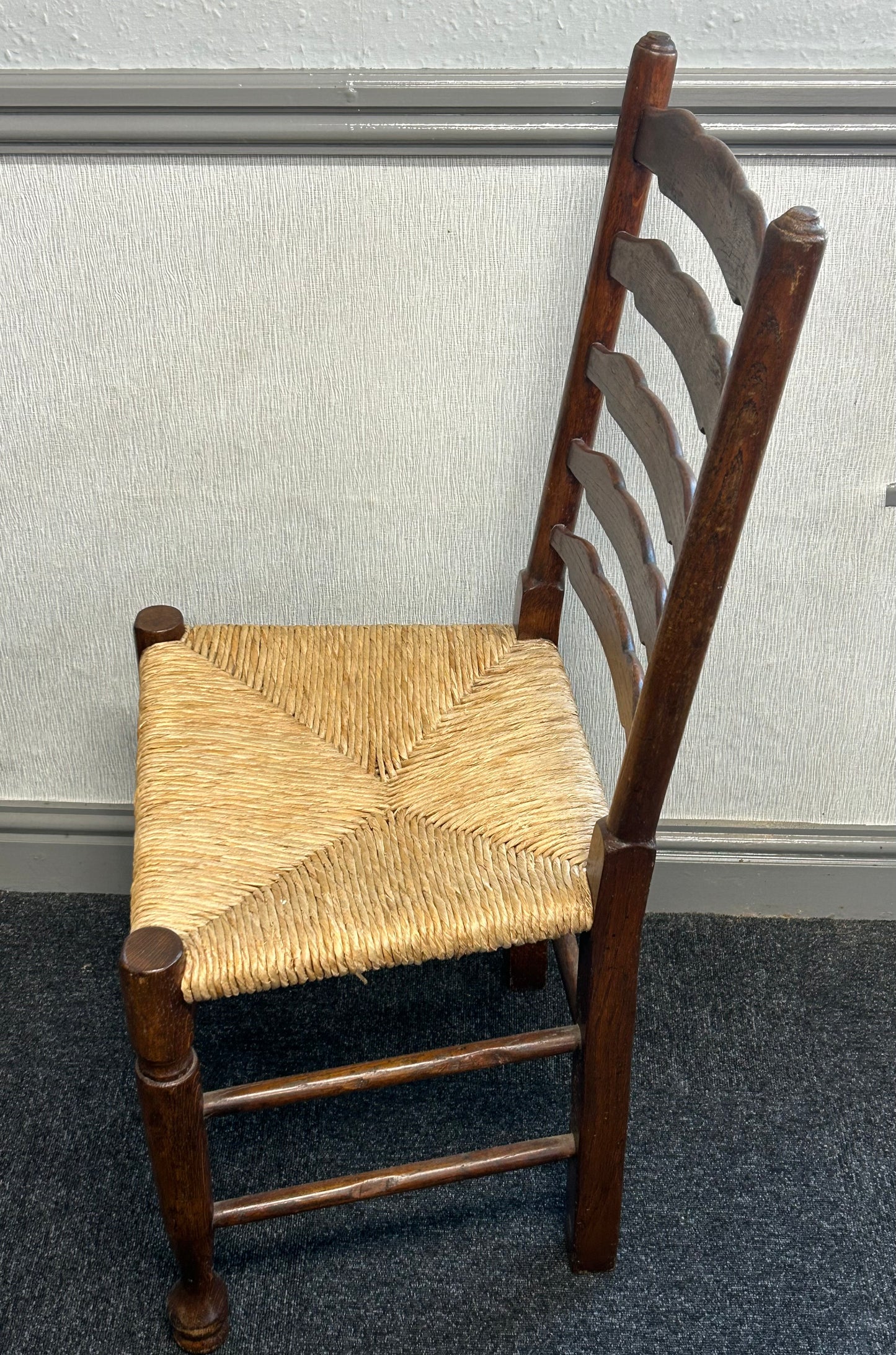 Oak Refectory Dining Table And Set Of 6 Ladder Back Chairs