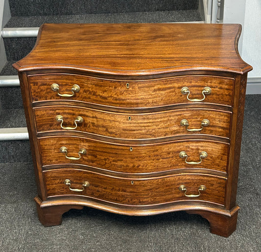 Mahogany Georgian Revival Chest Of Drawers